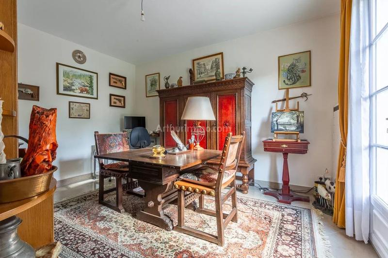 Maison - 193 m² - 6 pièces