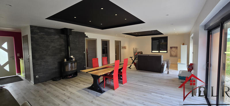 Maison - 122 m² - 5 pièces