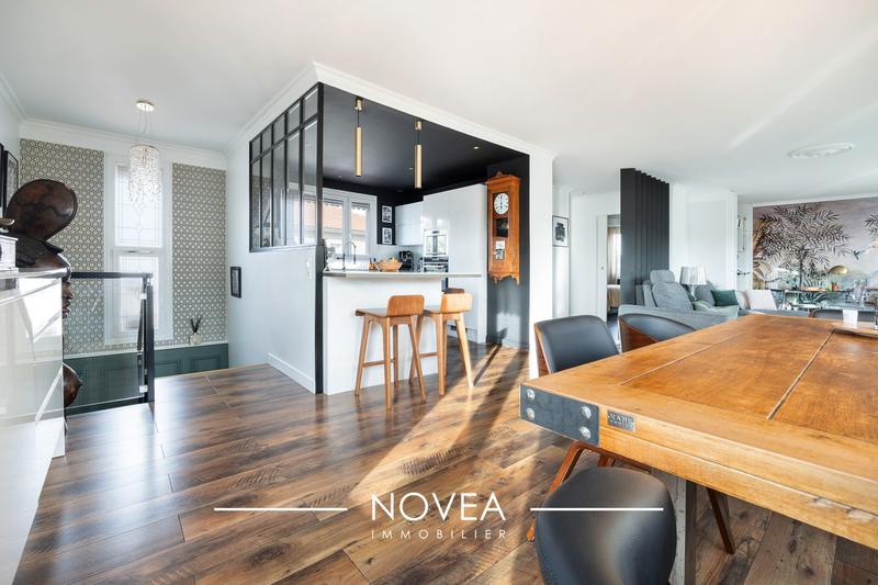 Maison - 185 m² - 5 pièces