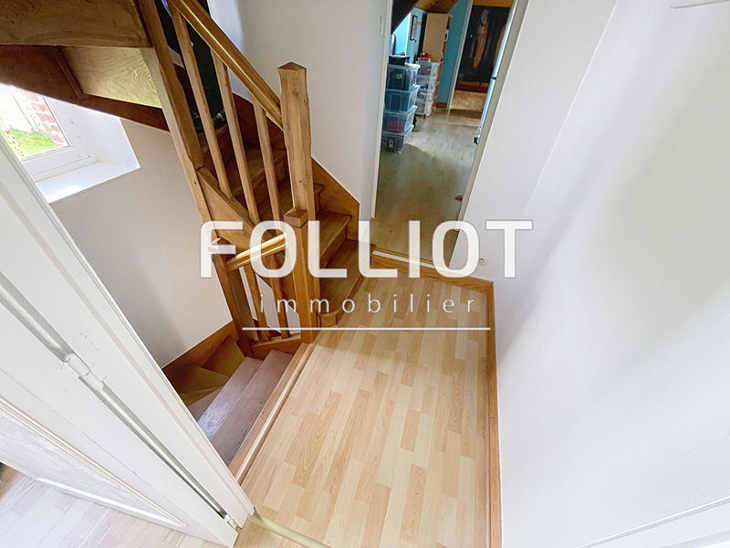 Maison - 170 m² - 9 pièces