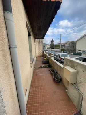 Maison traditionnelle - 60 m² - 5 pièces