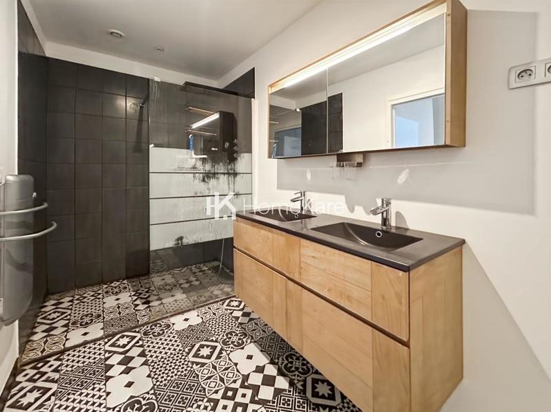 Maison - 85 m² - 3 pièces