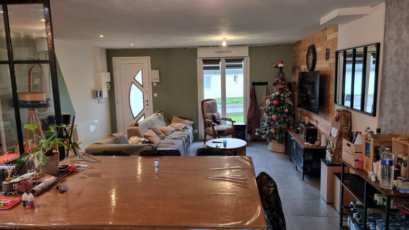 Maison - 90 m² - 5 pièces