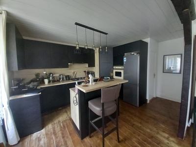 Immeuble - 140 m² - 7 pièces