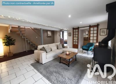 Maison - 104 m² - 4 pièces