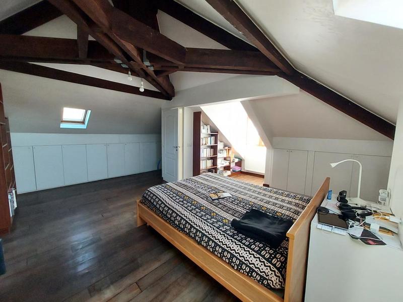 Maison - 171 m² - 7 pièces