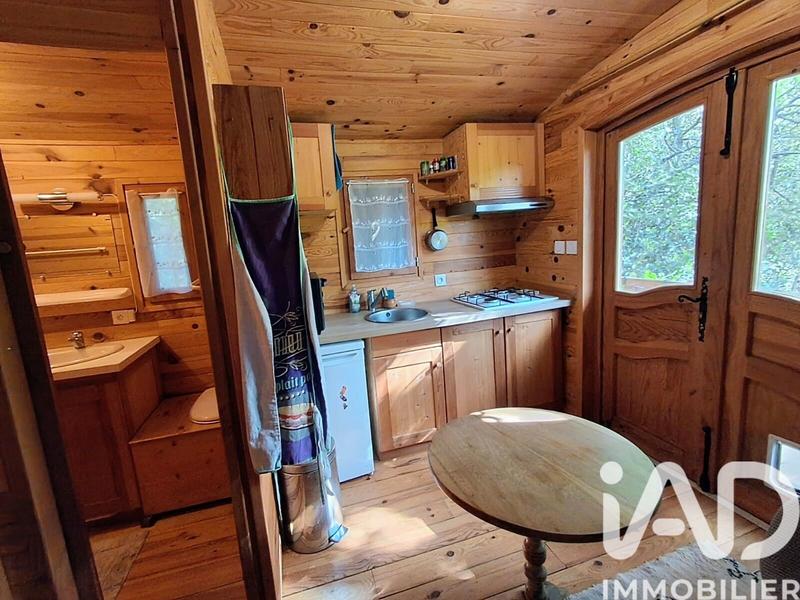 Maison - 180 m² - 6 pièces