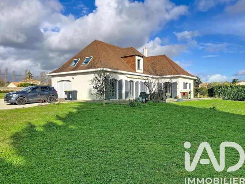 Maison - 186 m² - 7 pièces