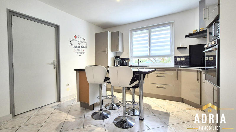 Maison - 122 m² - 5 pièces