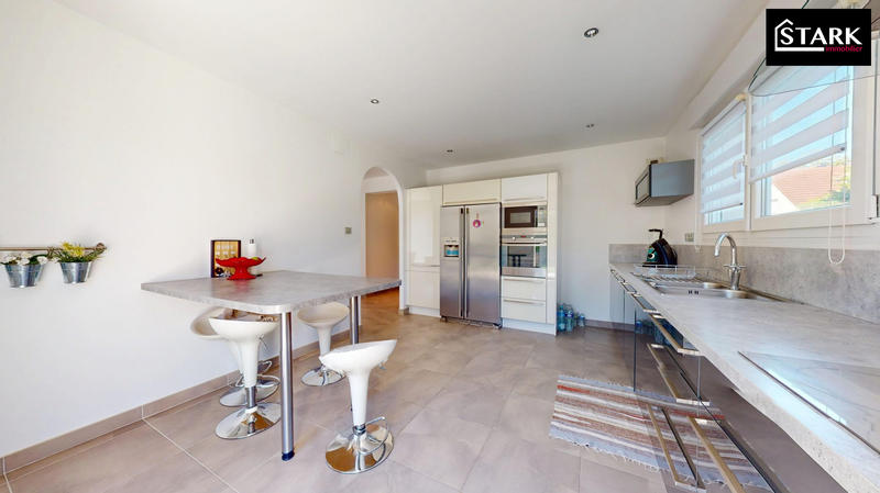 Maison contemporaine - 168 m² - 6 pièces