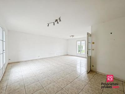 Maison - 101 m² - 5 pièces