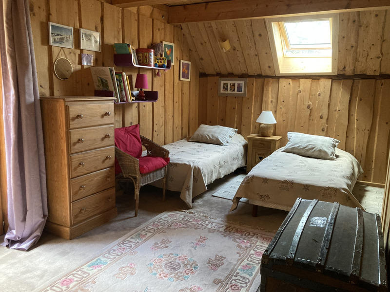 Châlet - 217 m² - 7 pièces