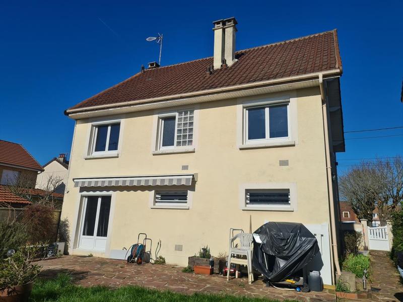 Maison - 114 m² - 2 pièces