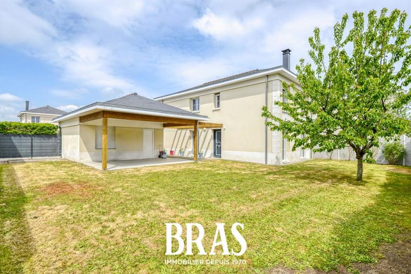 Maison - 115 m² - 5 pièces