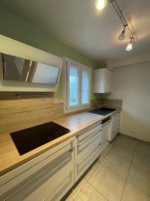 Maison - 90 m² - 2 pièces