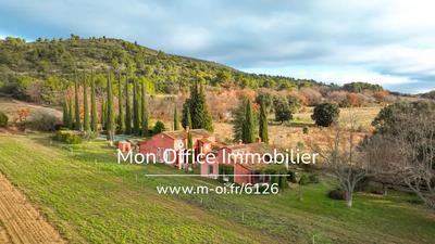 Maison - 168 m² - 6 pièces