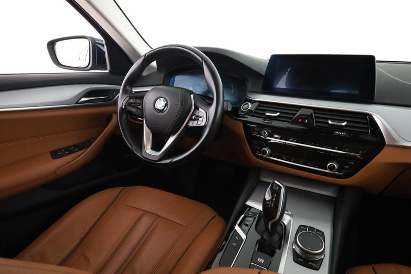 Bmw Série 5 518dA Business Design 150 ch
