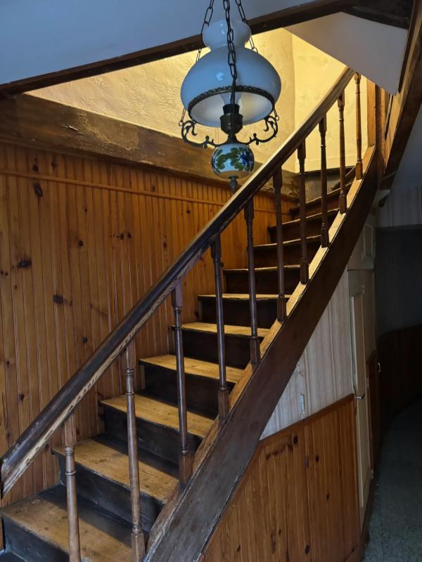 Propriété - 230 m² - 8 pièces