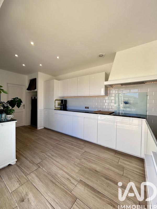 Maison - 105 m² - 4 pièces