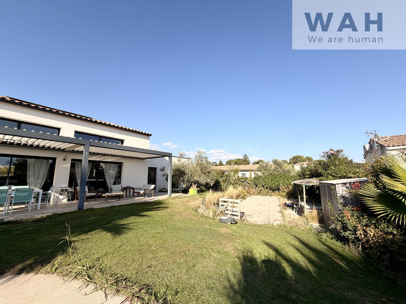 Maison - 218 m² - 5 pièces