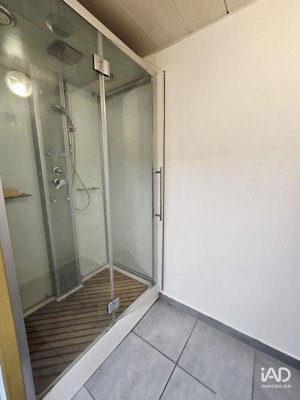 Local commercial - 250 m²