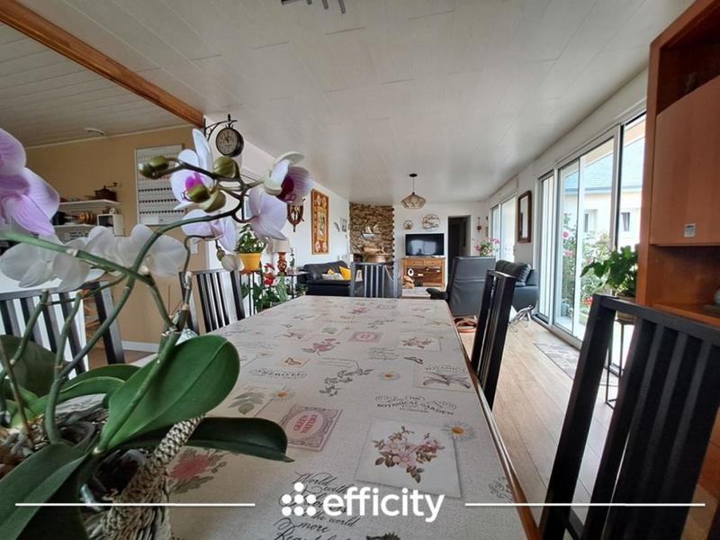 Maison - 269 m² - 14 pièces