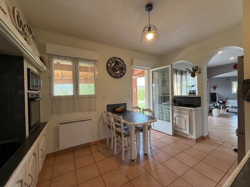 Maison - 141 m² - 5 pièces