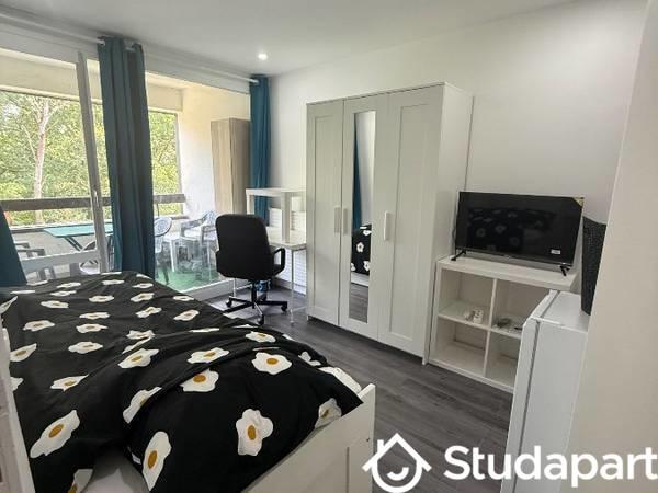 Chambre - 9 m² - 1 pièce