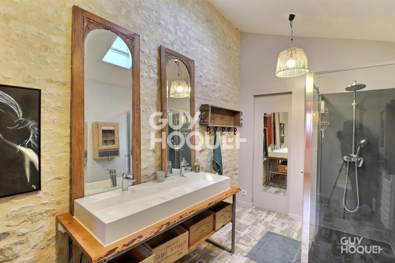 Maison - 163 m² - 5 pièces