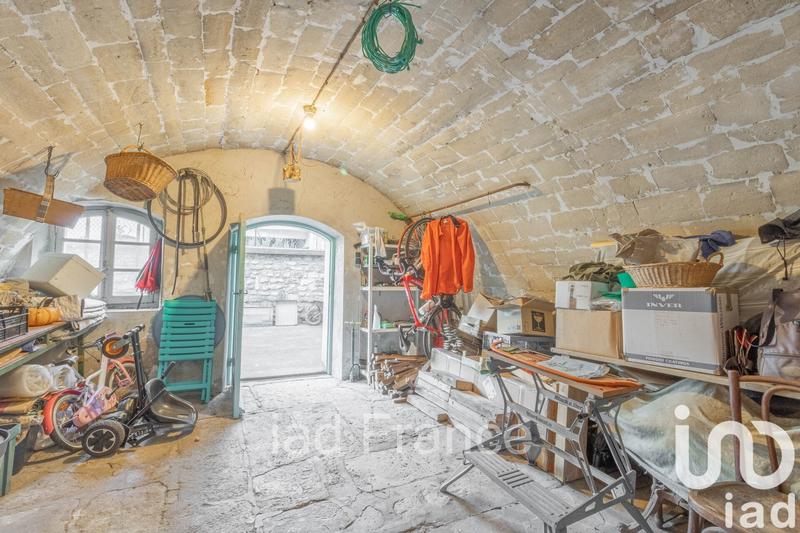 Maison - 330 m² - 12 pièces