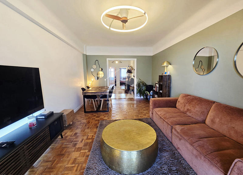 Appartement - 75 m² - 3 pièces