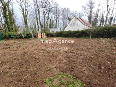 Terrain constructible - 393 m²
