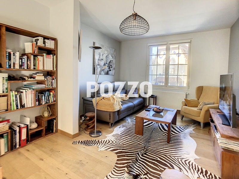 Appartement - 141 m² - 6 pièces