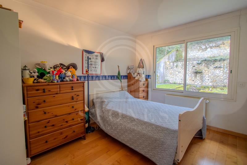 Maison ancienne - 240 m² - 8 pièces