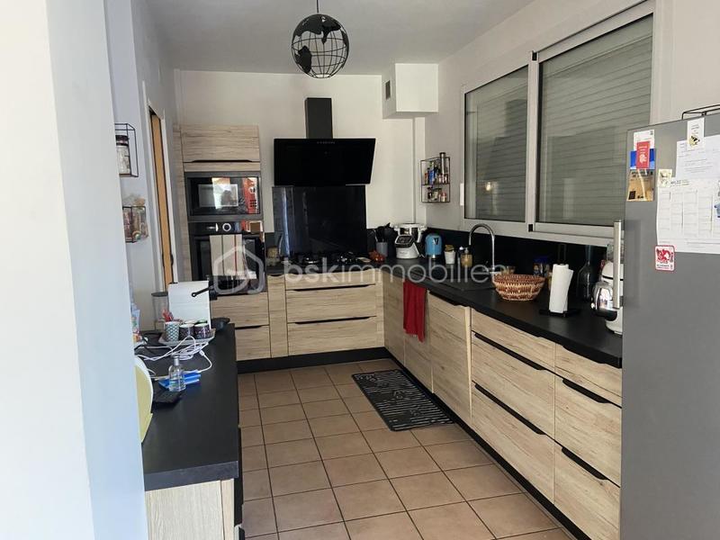 Maison traditionnelle - 140 m² - 5 pièces