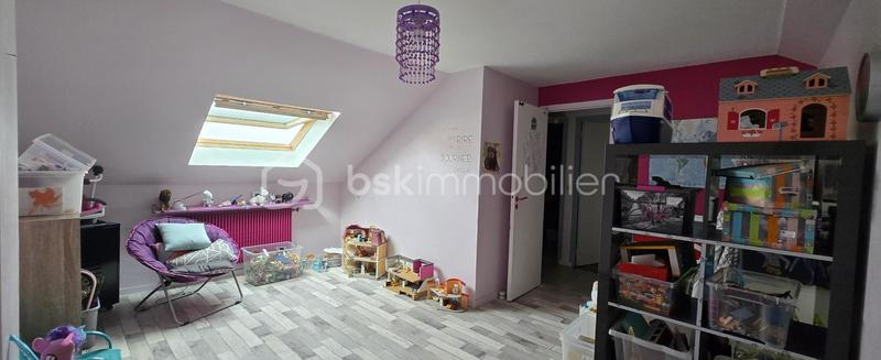 Maison - 182 m² - 8 pièces