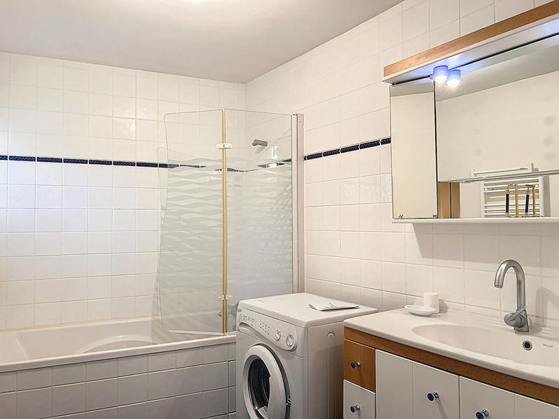 Maison - 394 m² - 6 pièces