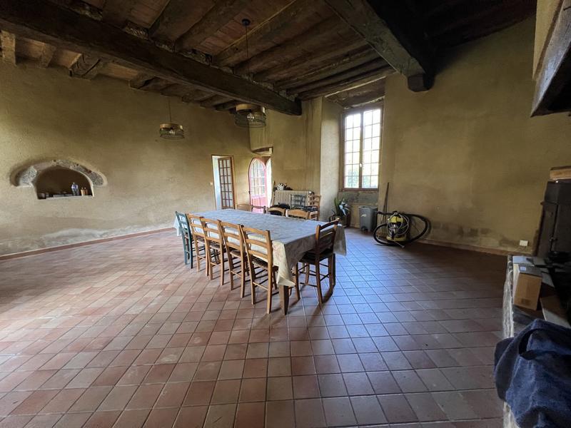 Maison - 213 m² - 8 pièces