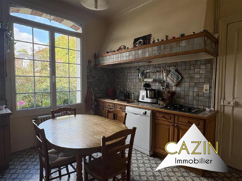 Maison - 159 m² - 7 pièces