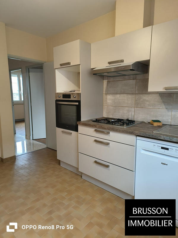 Appartement - 81 m² - 3 pièces