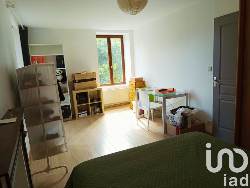 Maison - 234 m² - 8 pièces