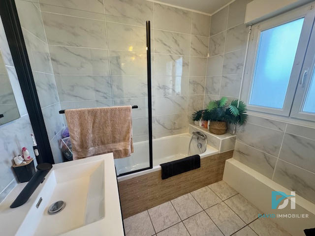 Villa - 84 m² - 4 pièces