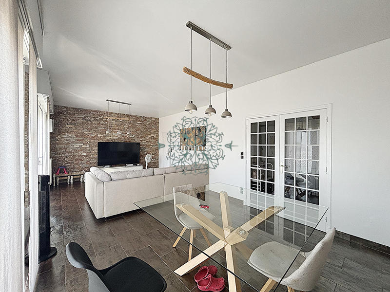 Appartement - 109 m² - 5 pièces