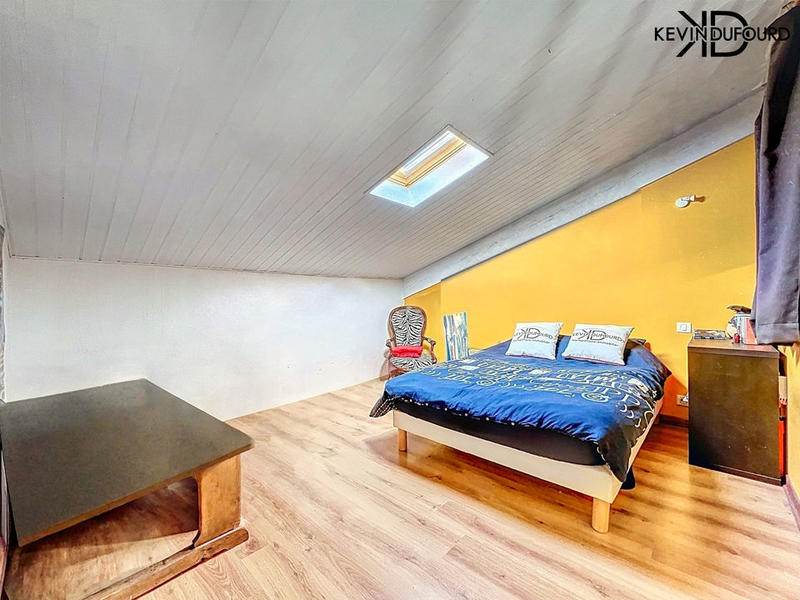 Maison - 200 m² - 7 pièces