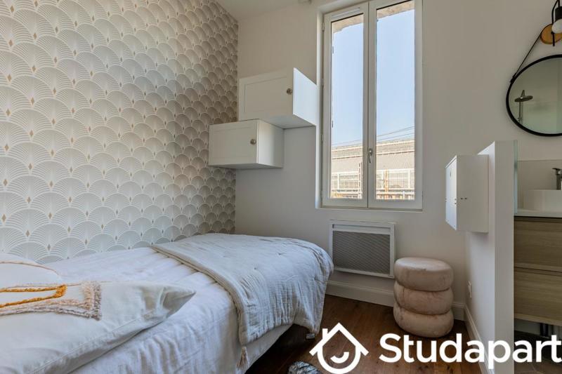 Chambre - 11 m² - 1 pièce