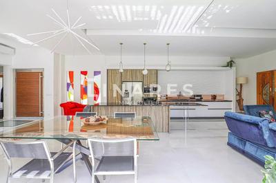 Maison - 280 m² - 4 pièces