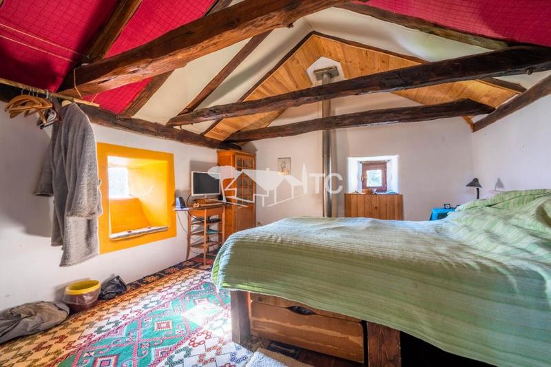 Mas - 78 m² - 7 pièces