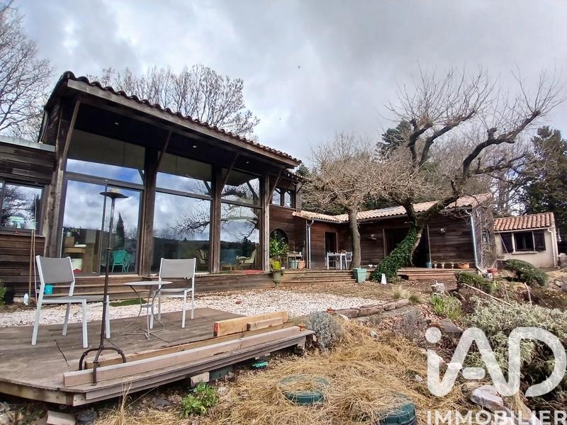 Maison de maîtres - 232 m² - 7 pièces