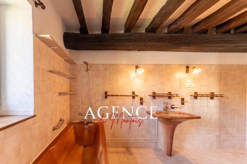 Maison - 175 m² - 6 pièces