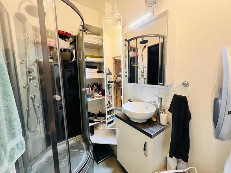 Appartement - 81 m² - 2 pièces